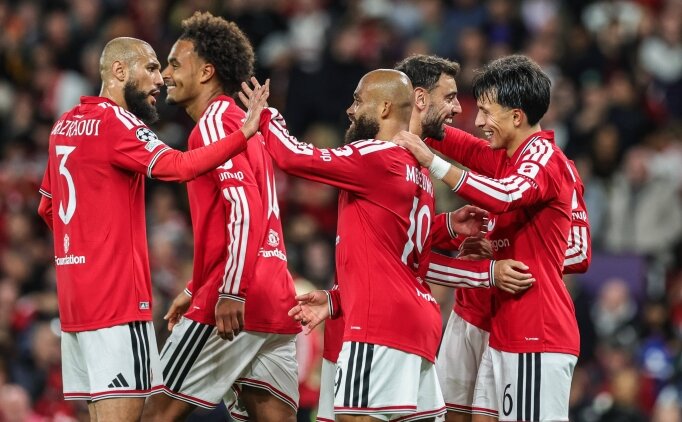Manchester United, Sabah'� 4 golle ge�ti