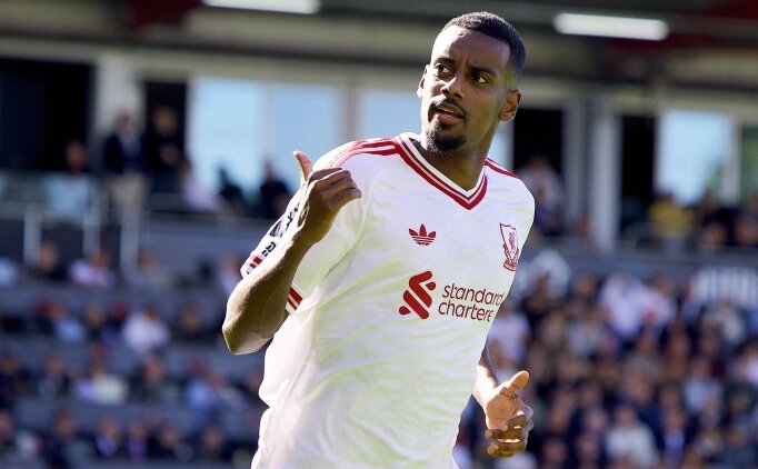 Liverpool, Bournemouth'u Isak ile y�kt�!