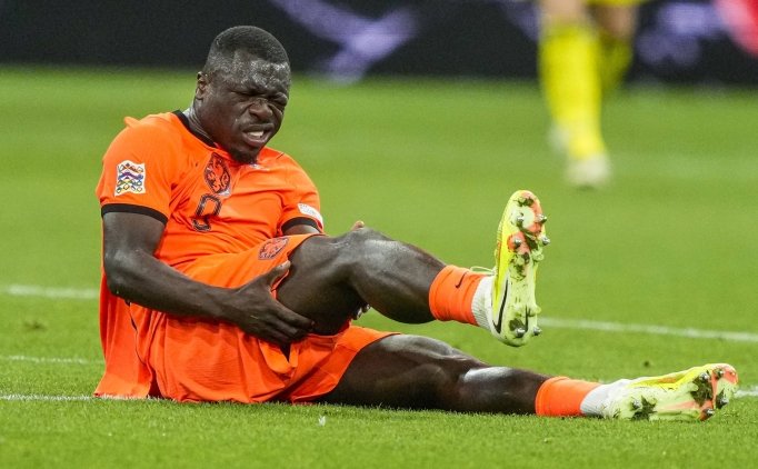 Sunderland'den Brobbey i�in Hollanda ile kritik g�r��me