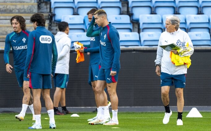 Cristiano Ronaldo kamp� terk etti! Milli tak�m karar� g�ndemde