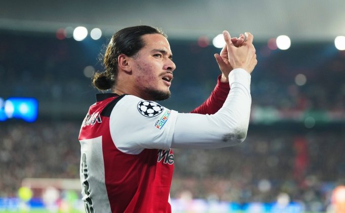 Feyenoord, Como'ya 'ho� geldin' dedi!