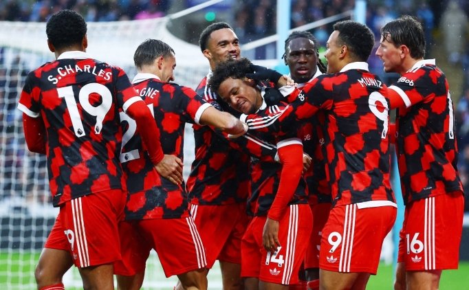Fulham, Coventry City'yi son d�zl�kte devirdi!
