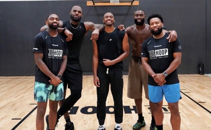Jaylen Brown, LeBron ve Maxey ile yapt��� antrenman� konu�tu