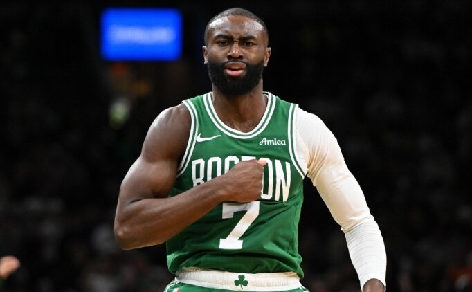 Celtics, Jaylen Brown i�in teklifleri dinliyor