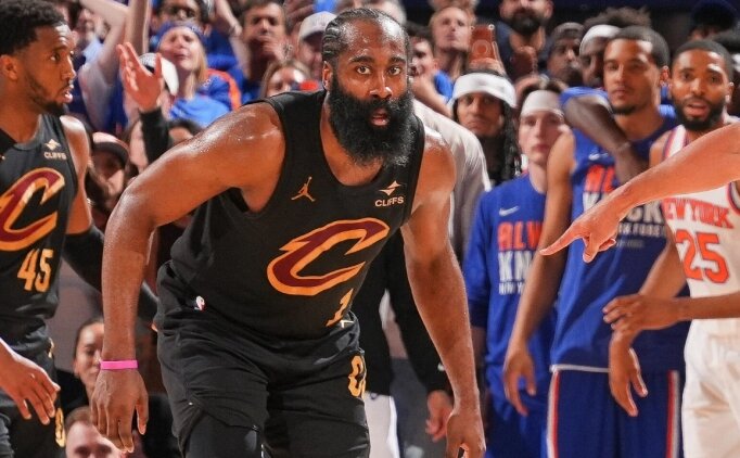 James Harden ile Cavaliers aras�nda garanti anla�ma yok