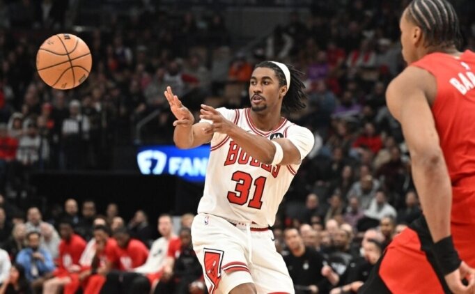 Bulls'ta Ivey ve Smith sezonu kapatt�