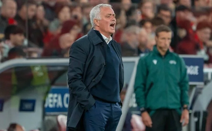 Mourinho'dan Rafa Silva ve Batagov a��klamas�