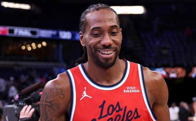 Raptors GM'i Webster: 'Kawhi'a hem insan hem oyuncu olarak g�veniyoruz'