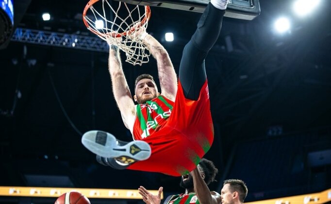 Kar��yaka potada son topa kadar direniyor