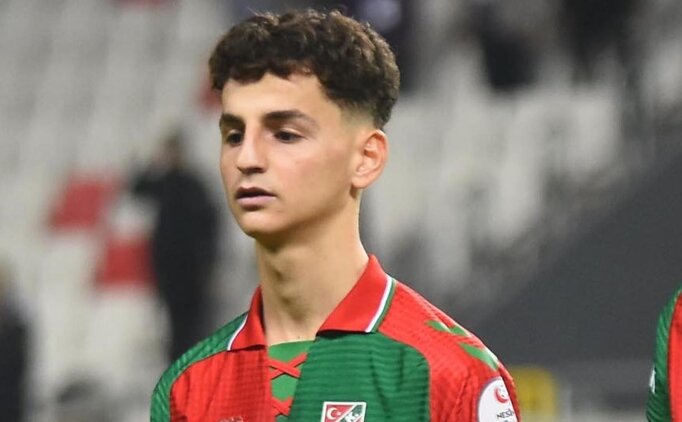 Fenerbah�e'nin potansiyel transferi Adem kay�plarda