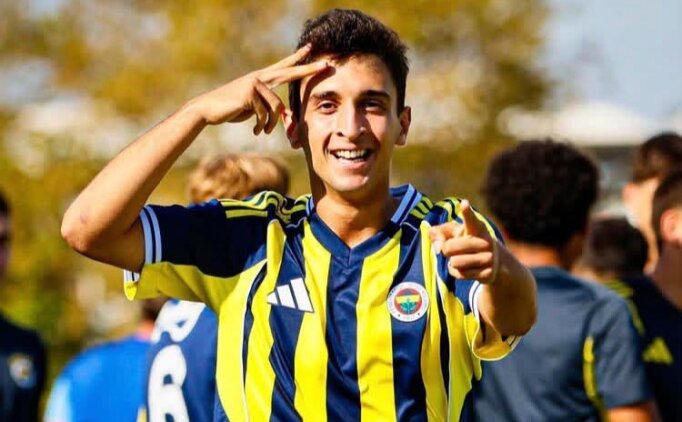 Kar��yaka'da rota Fenerbah�eli gen�ler