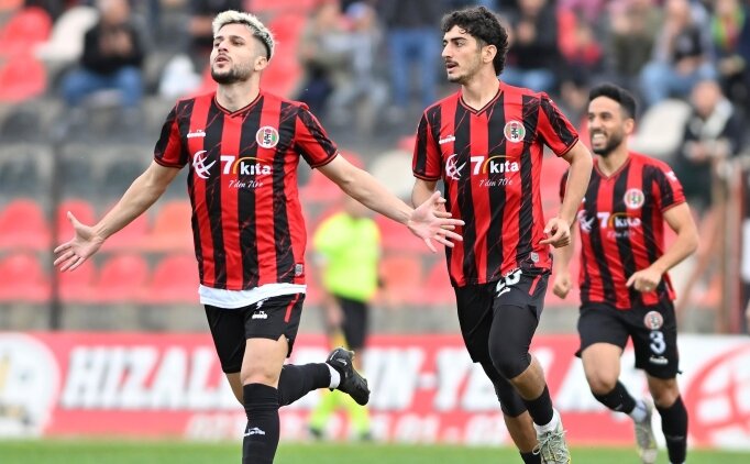 Kar��yaka'da Veysel Karani el yakt�