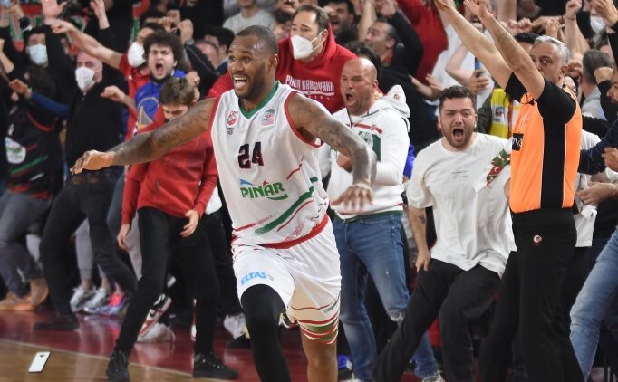 Kar��yaka'ya FIBA'dan para cezas� ve transfer yasa��!