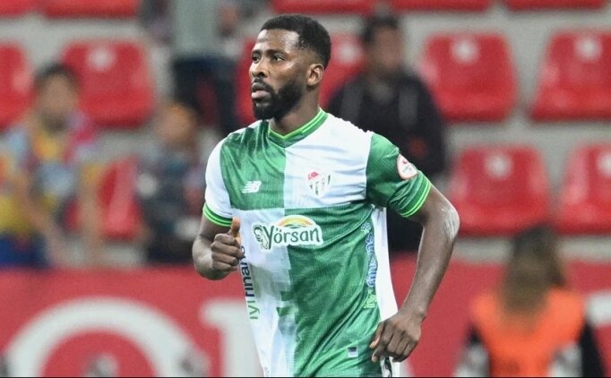 Kelechi Iheanacho, Bursaspor'u s�rtl�yor!