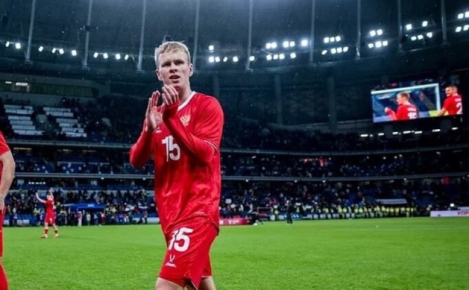 Galatasaray'da Matvey Kislyak ayr�l��a ba�l�!
