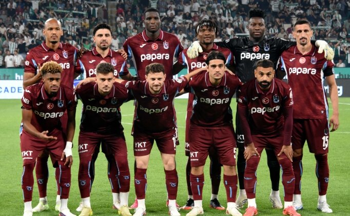 Bordo-mavili renkler, Trabzon'da bulu�uyor