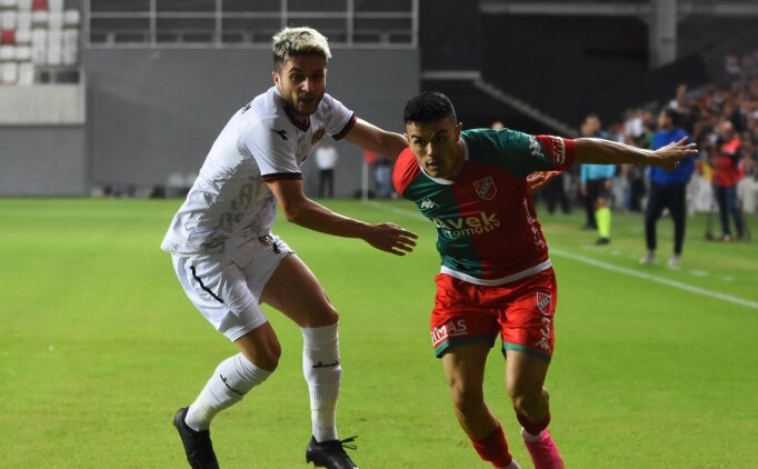Kar��yaka, Veysel'i kiralad�