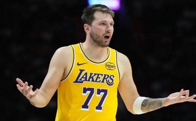 Luka'n�n 16. teknik faul� iptal edildi, bu gece sahada