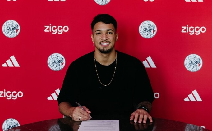 Marcos Leonardo, Ajax'a gitti