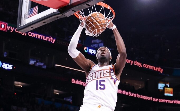 Mark Williams, Suns ile 3 y�l i�in 38 milyon dolarl�k s�zle�me imzalad�