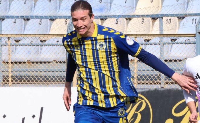 Menemen, Play-Off yar���nda havlu att�