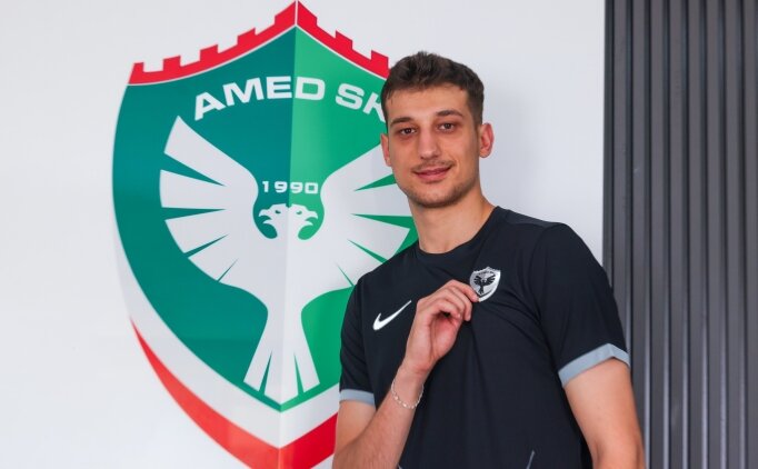 Mustafa Burak Bozan'dan Amedspor taraftar�na mesaj