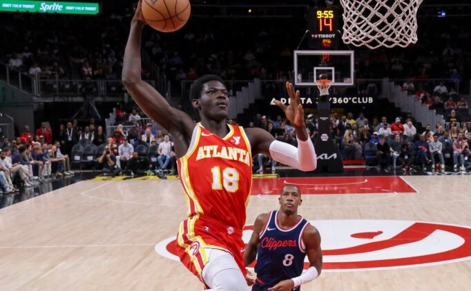 Hawks'ta Gueye en az 3-4 ay sahalardan uzak kalacak