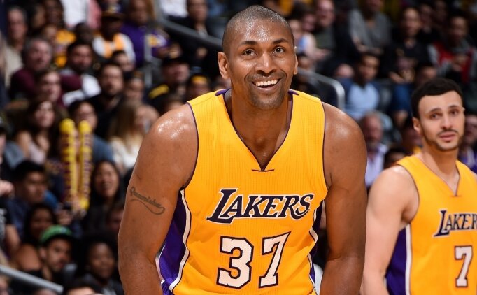 Metta World Peace'ten, Lakers'a 100 milyon dolarl�k yat�r�m giri�imi