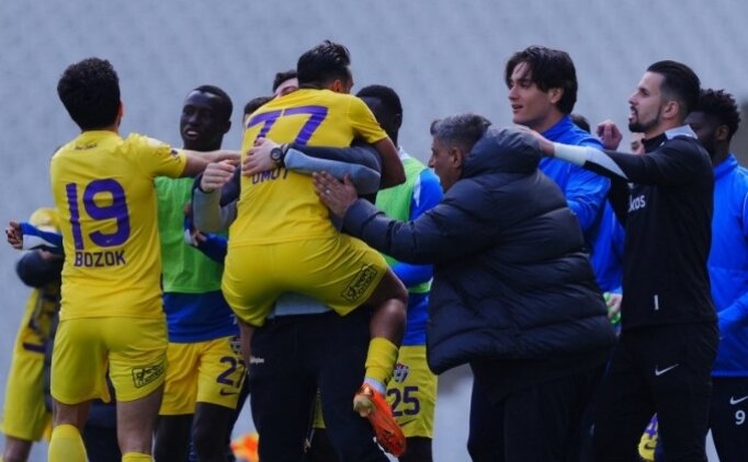 Ey�pspor, haftalar sonra kazand� ve nefes ald�!