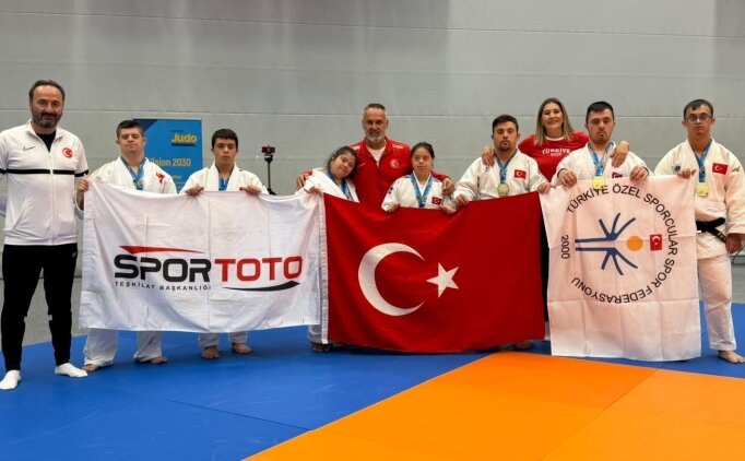 �zel Sporcular Down Judo Milli Tak�m�, �sve�'te 7 madalya kazand�