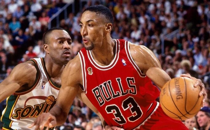 Scottie Pippen'�n ki�isel koleksiyonu a��k art�rmada 6.2 milyon dolara sat�ld�