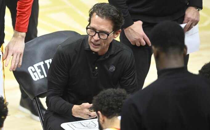 Quin Snyder'a yeni s�zle�me yolda