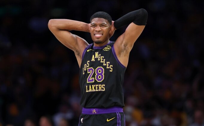 Lakers, Rui Hachimura ile yollar�n� ay�racak