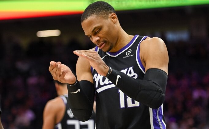 Kings, Westbrook'la yeniden bir araya gelmeyi de�erlendiriyor