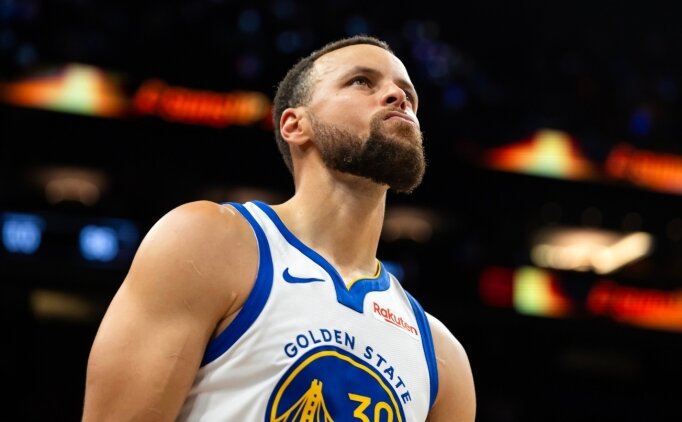 Warriors ile Stephen Curry aras�nda yeni kontrat g�r��meleri bekleniyor