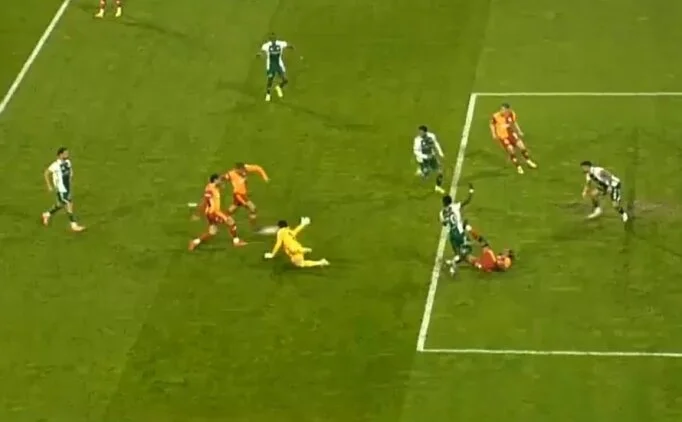 Galatasaray, VAR'a tak�ld�