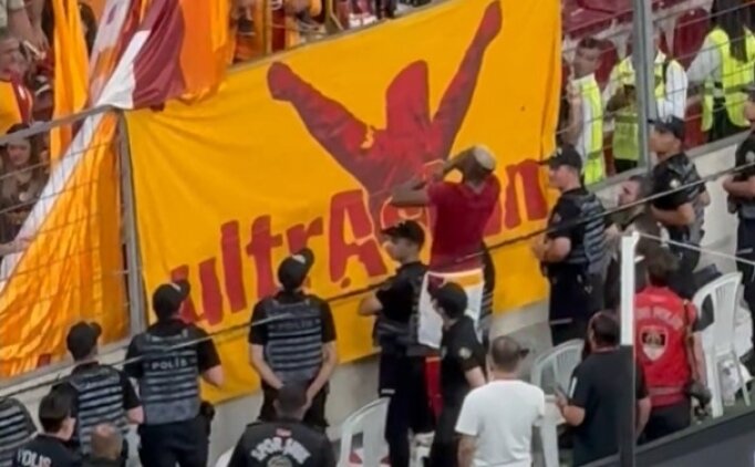 Victor Osimhen ma� sonu trib�ne gitti!