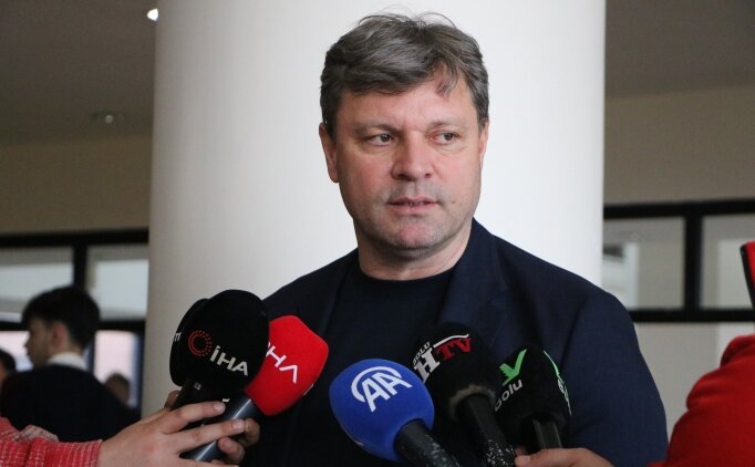 Ertu�rul Sa�lam: 'Art�k iki tak�ml� �ampiyonluk yar��� izlemeyelim'