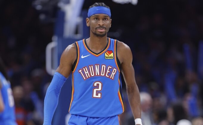 Gilgeous-Alexander 9 ma� sonra parkelere d�n�yor