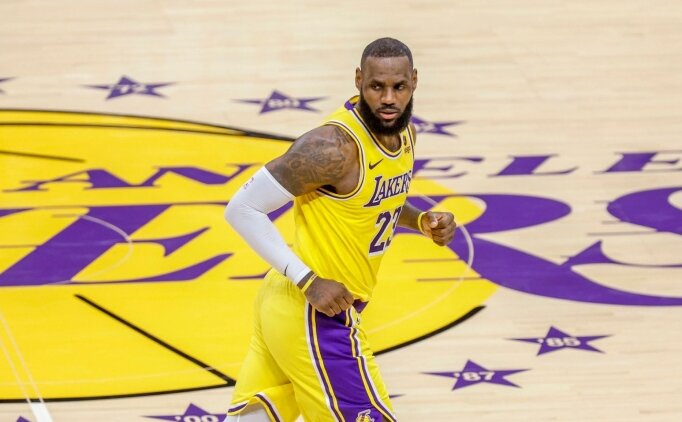 LeBron James'in yeni adresi Philadelphia 76ers