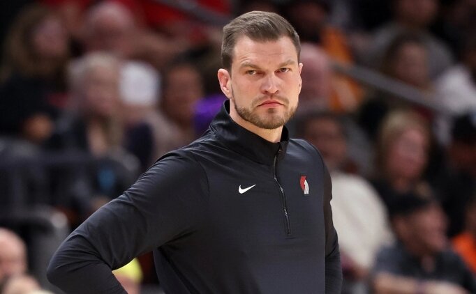Tiago Splitter, Bulls'un yeni ba�antren�r� oldu