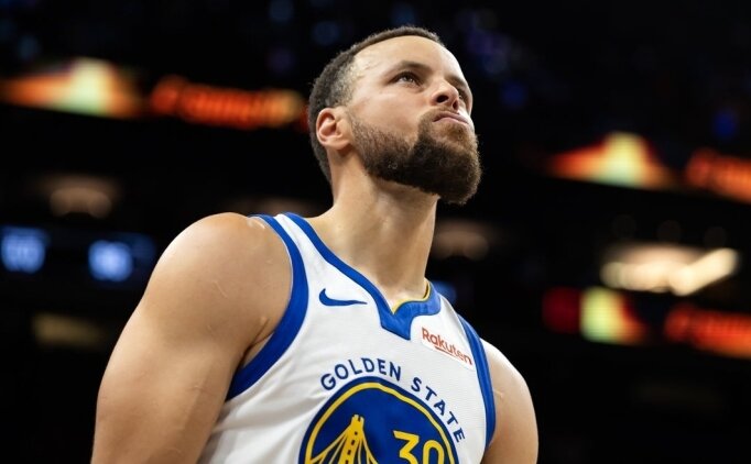 Warriors GM'i: 'Curry'nin kariyerini burada tamamlayaca��ndan eminim'