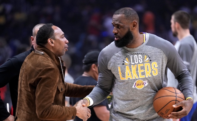 Stephen A.'den LeBron'a sert ele�tiri: 'Sma� Yar��mas�'n� o bitirdi'