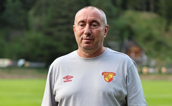 Stanimir Stoilov: 1 ya da 2 transferi kampa yeti�tirece�iz