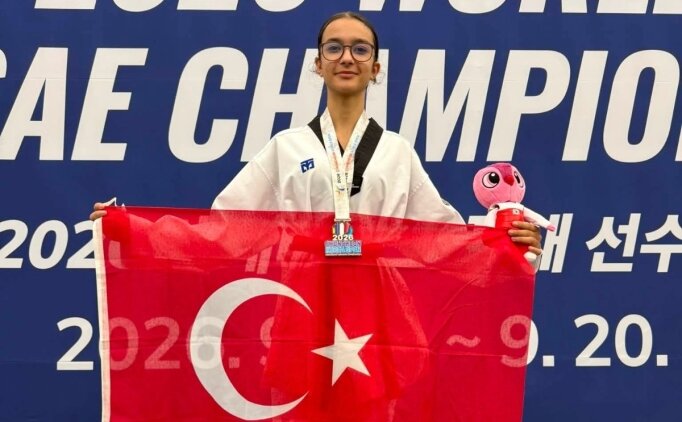 Milli tekvandocu Serpil Melek T�fek�i'den G�ney Kore'de bronz madalya