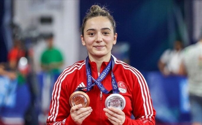 Milli halterci Nuray G�ng�r, Avrupa �ampiyonas�'nda 4'�nc� oldu