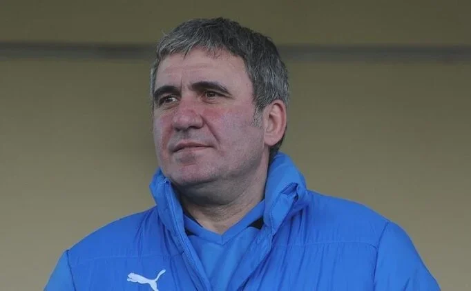 Romanya Milli Tak�m�'n�n teknik direkt�r� Gheorghe Hagi