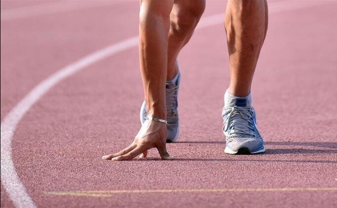 Milli atlet Ay�e Aslan, D�nya �ampiyonas�'nda T�rkiye rekoru k�rd�