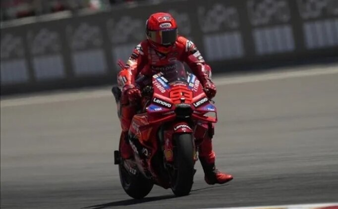 Marc Marquez, Almanya Grand Prix'sini kazand�! Toprak 15. oldu