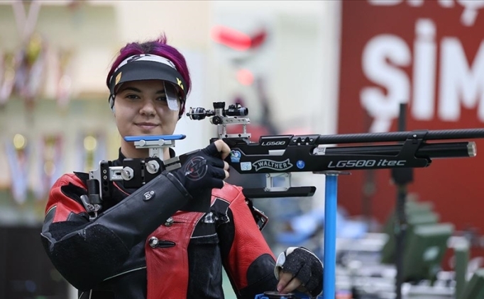 Milli at�c� Elif Berfin Altun, Avrupa �ampiyonu!